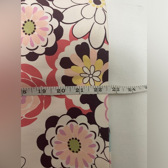 Isabel&Nina Multiple Flower Design Mini Skirt - Picture 4 of 5